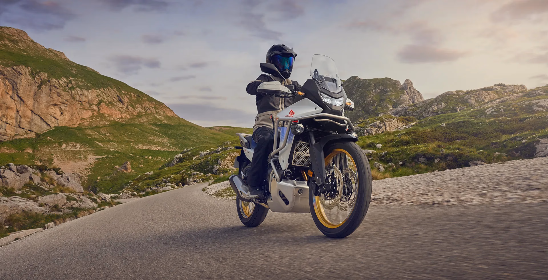 Moto XL 750 Translap Galeria de Fotos - 11 de 19